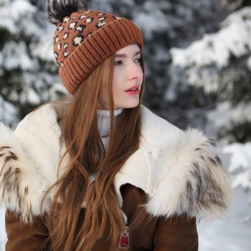 KENSHELLEY Leopard Beanie Hat Wholesale Custom women winter Fashion Knit hat Winter Style Beanie Wool ball knitted pom pom hats