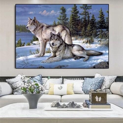Under the starry sky at night, the white wolf gazes at the distant canvas art paintings and posters for home decoration