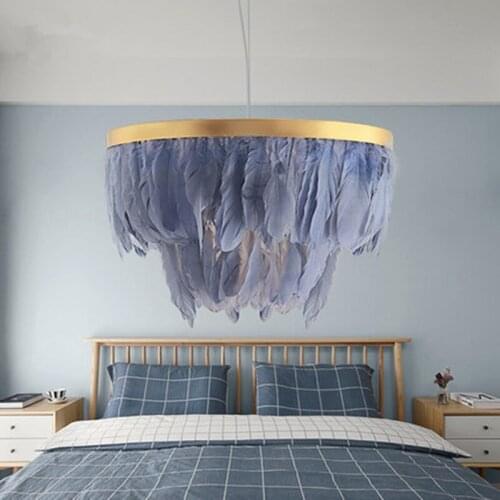 Modern Creative Minimalist Feather Pendant Lights Round Hang Lamp for Bedroom Restaurant Childrens Room Red Wedding Decoration