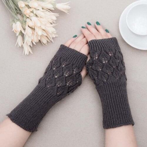 Winter Warm Wool Outdoor Sports Cycling Half Finger Arm Wristband Female Elastic Hollow Punk Knit Touch Screen Driving Glove L31