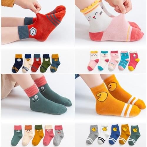 Q 5Pairs/lot Cotton Baby Kids Socks Autumn Winter Cute Cartoon Boys Girls Sport Socks Soft Breathe Children Kawaii Sock Gift