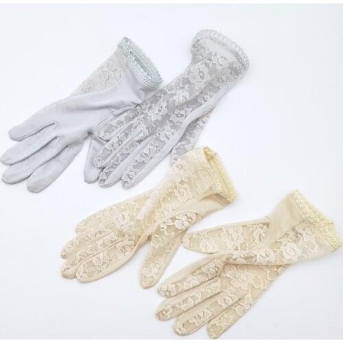 Elegant Lace Flowers UV Sunscreen Driving Mitten Women Summer Breathable Sleep Moisturizing 100% Natural Mulberry Silk Glove M65