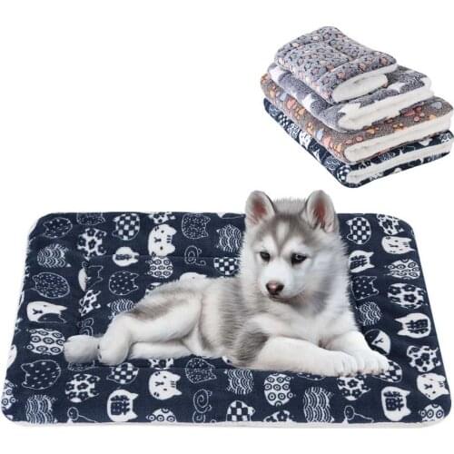 Soft Flannel Thickened Pet Fleece Pad Pet Blanket Bed Mat for Dogs Cat Sofa Cushion Home Rug Keep Warm Washable Sleeping Cover