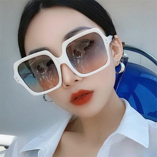 Fashion Square Beige Women Sunglasses Vintage Black Plastic Female Sun Glasses Anti-Reflective Eyeglasses Ladies UV400