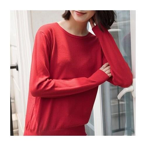 2019 spring and autumn new Korean version of the round neck solid color sweater womens long-sleeved sweater Slim shirt A319