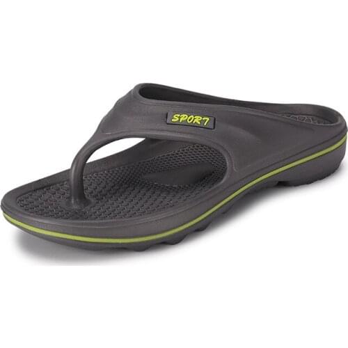 Summer New Crocks Men Sandals Mens Sneakers Clogs Fashion Slippers Breathable Anti-Slip Male Flip Flops