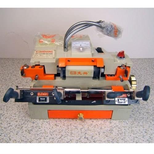 High Quality 100% Original WENXING 100-A2 key cutting machine Multi funtion key copy machine 120w