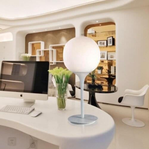Creative table lamp modern minimalist art personality bedroom fashion milk white glass ball bed lamp horn table lamp led light