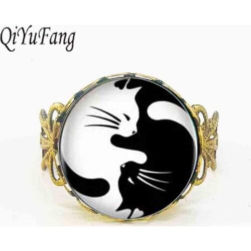 Qiyufang 1pcs/lot Vintage Two Yin Yang Cats leather ring Kolye Cabochon Long Chain Statement ring For Fashion Women Men