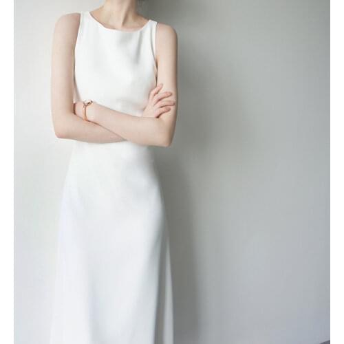 Elegant high waist over the knee sleeveless small round neck white vest dress temperament fashionable fashion type A dress