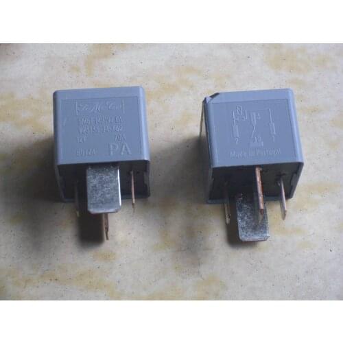 Relay 5M5T 14B192EA V23136-J4-X62 V7-1A-12V-70A