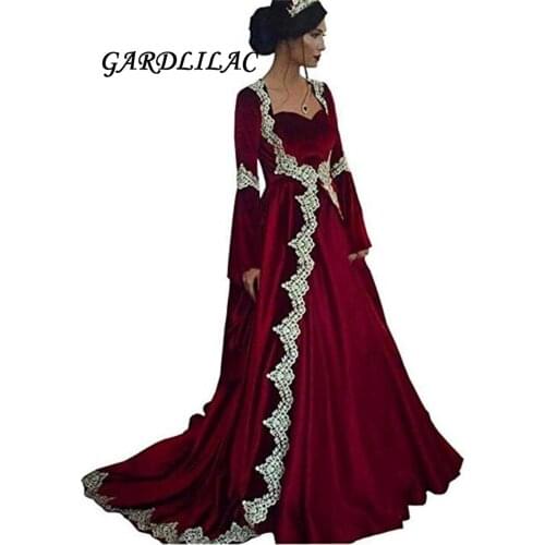 Medieval Burgundy Evening Dresses Formal Gown Long Sleeves 2 Piece with Train Sweetheart lace appliques floor length dress