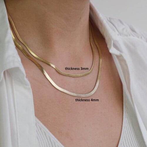 Trendy Street Style Gold Plated Short Herringbone Chain Choker Necklaces For Women Minimalist Gold Chain Necklace