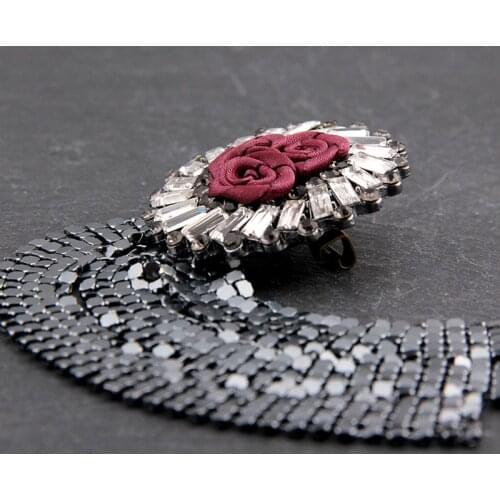 Women Vintage Red Ribbon Rose Flower CZ Rhinestone Circle circle Long Shiny Round Sequins Tassel Brooch Pin Jewelry Accessory