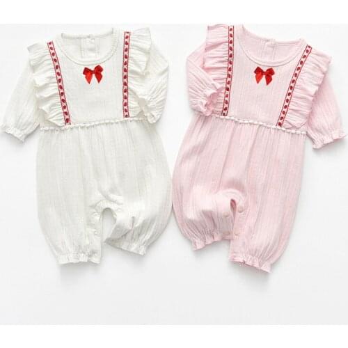 Childrens clothing spring 2021 new baby knitted jumpsuit Korean version cute newborn clothes strawberry baby clothing