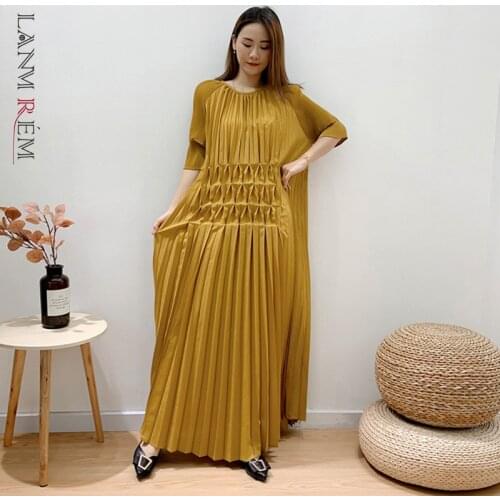LANMREM Long Dress For Women Summer 2021 New Round Neck Temperament Three Quarter Sleeve Fold Large Size Female Dresses 2D5017