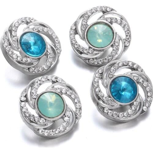 6pcs/lot New 18mm Snap Buttons Crystal Flowers Snap Button Jewelry Fit 18mm Snap Necklace Bracelets Charm Women Men Jewelry