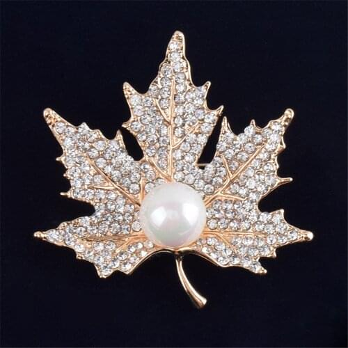 Bride Maple Leaf Pearl Boutonniere Crystal Brooch Woman Clothing Pin Wedding Bridal Banquet Decor