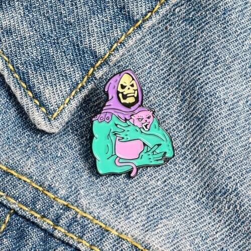 Skeleton Brooch Purple Turban Cat Creative Shirt Pins Metal Broches for Women Badge Pines Metalicos Jewelry Brosche Accessories