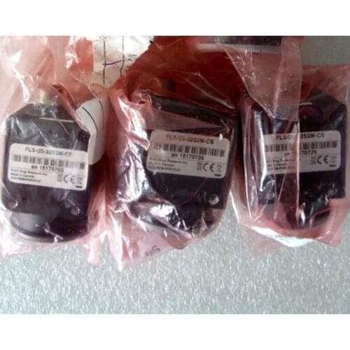 New LF3-U3-32S2M-CS No packaging express shipping free