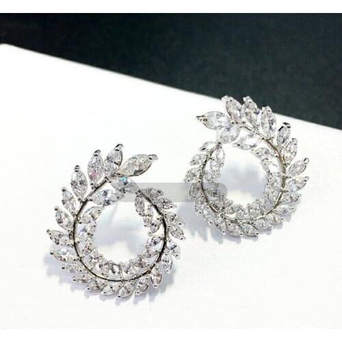 Creative Personality Leaf Rhinestone Earrings Geometric Big Round Earrings Ladies Ladies Jewelry Luxury Wedding Gift Earrings