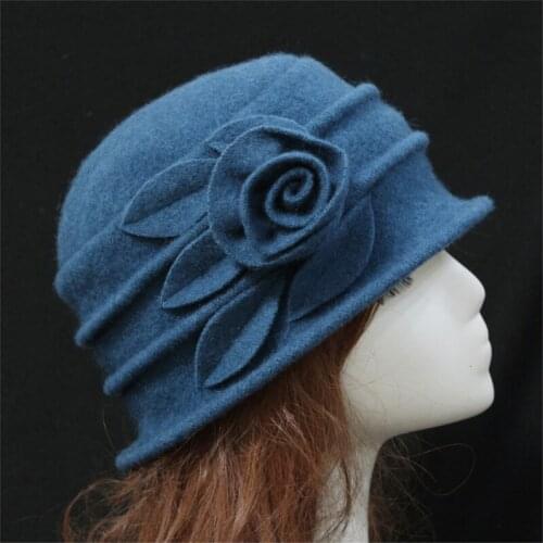 Women Flower Cloche Hat Soft Warm 100% Wool Rose Leaves Nostalgia Style Winter Vintage Felt Wide Brim Hats