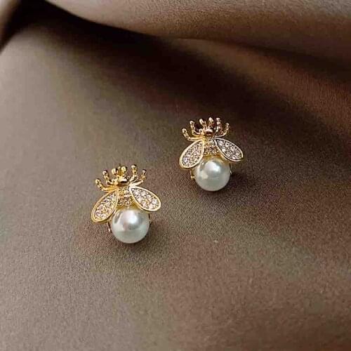 2021 Korean Fashion Jewelry New Design Gold Plated Cute Crystal Pearl Bee Earrings Brincos Aretes Stud Earrings For Women