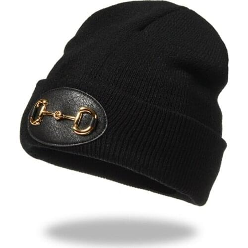 K3NF Knitted for Outdoor Hiking Hats for Young Men with Metal Buckle Decor for Warm Keeping Great as Gifts
