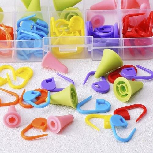 NHBR 60 Pieces Knitting Crochet Locking Stitch Markers Mix Color and 20 Pieces 2 Sizes Knitting Needles Point Protectors Stoppe