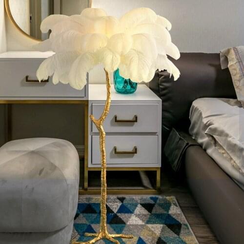 Modern Luxury Ostrich Feather Floor Lamp Nordic Decoration Home Copper Resin Standing Lamp for Villa Tripot Hote Floor Lighting