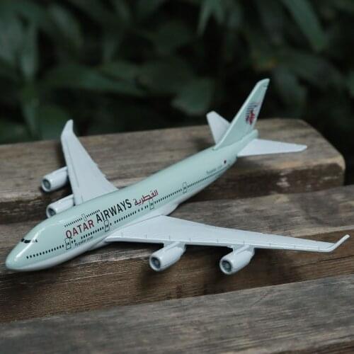 Qatar Airways Boeing 747 Airplane Diecast Aircraft Model 6" Metal Aeroplane Home Office Decor Mini Moto Toys for Children