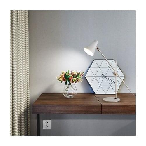 Europe Desk Lamp Bedroom Bedside Concise Modern Cozy Dormitory Study Household Wrought Iron Originality Eyeshield Desk Lamp