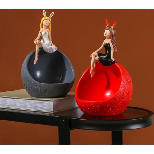 New Fashion Resin Crafts Home Decoration Accessories Nordic Girl Figurine Room Decor Key Fruit Storage Boxes Decorative Ornament