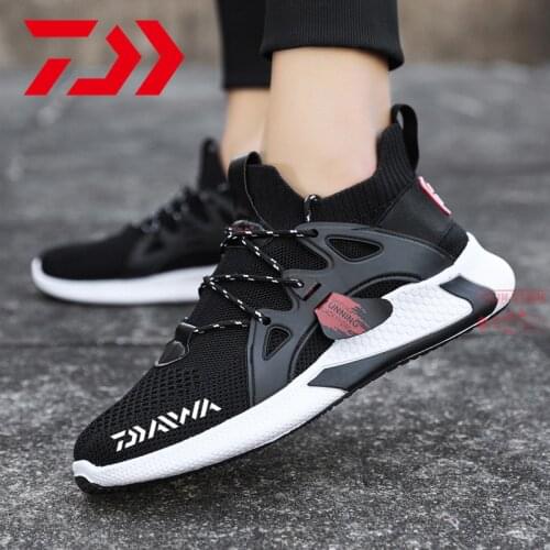 Daiwa Fishing Shoes Men Non-slip Outdoor Hiking Shoes Sports Soft Running Cycling Shoes Wear-resistant Breathable Fishing Shoes