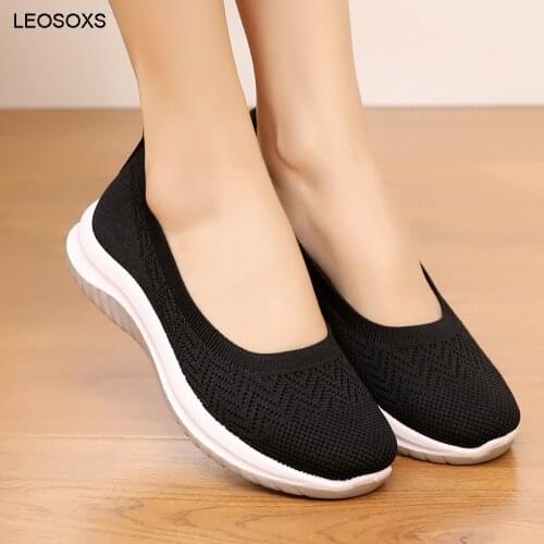 2021 New Womens Fashion One-step Middle-aged And Elderly Mother Shoes Old Beijing Cloth Shoes Flat Flying Shoes Female