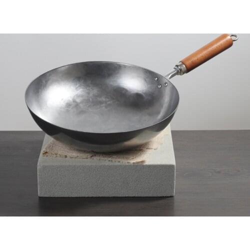 Traditional Chinese Wok Cooking Pot Gas Stoves Non Stick Pan Kitchen Wok Cast Iron Cookware Panelas Kitchen Supplies BC50CG