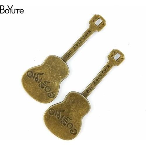 BoYuTe (30 Pieces /lot) 62*23MM Fit Bracelet Necklace for Clothing Antique Bronze Alloy Guitar Charms Pendant Jewelry Findings