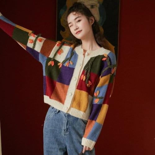 Womens plaid color matching knitted sweater autumn and winter 2021 new retro loose knit cardigan sweater womens clothing