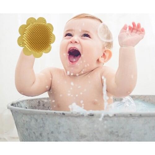 Baby Silicone Shampoo Brush And Comb Clean Head Soft Brush Shower Family Bath Care Household Tools 3colors Child Health Care