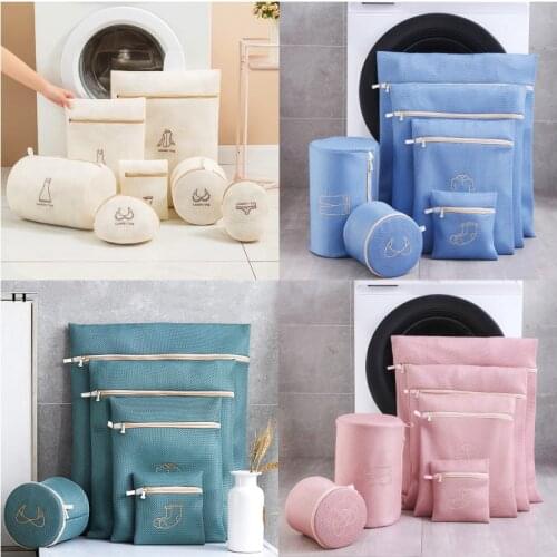 1 Set Embroidery Laundry Bag for Washing Bra Underwear Wash Bags Polyester Mesh Laundry Basket Household Foldable Washing Kits