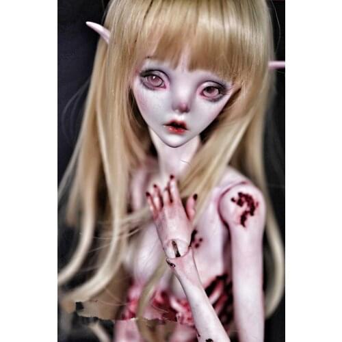 Send eyes closed BJD doll SD doll 1/4 girl baby The star special body joint doll