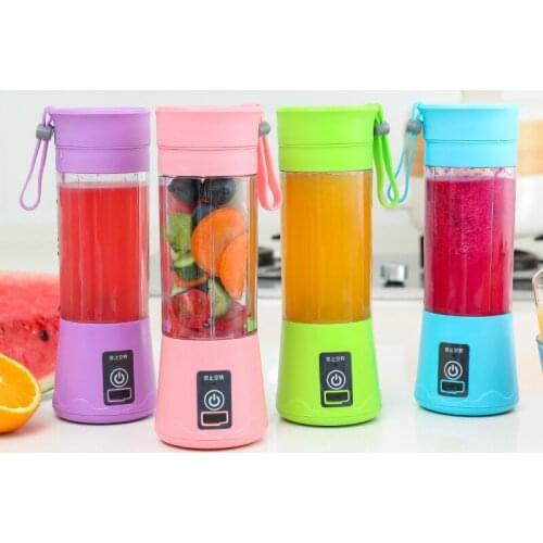 4 Blades Portable Blender Juicer Cup Electric USB Rechargeable Smoothie Blender Handheld Juicer Cup Small Blender Kitchen Mixer