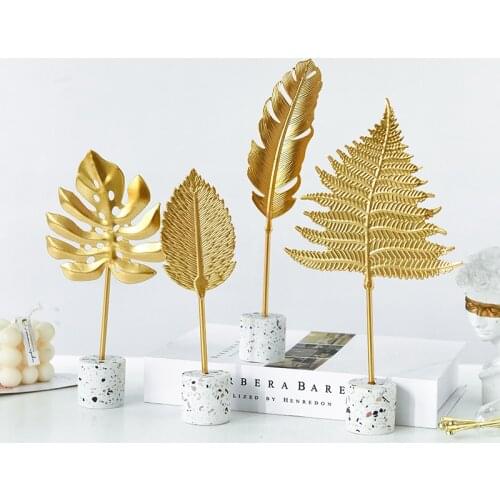 Europe Room Decoration Accessories Modern Home Decoration Desk Decoration Antique Home Decor Miniature Figurines Christmas