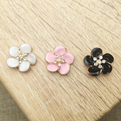 50pcs Flower Rhinestone Buckle Strass Charms Pins Wedding Brides Hair Clips Decor Floating Enamel Jewelry Garment Shoes Ornament