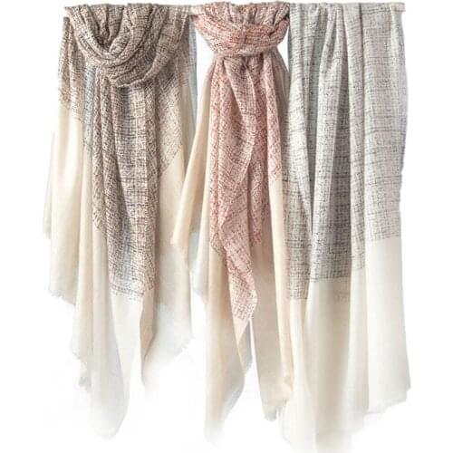 100% Merino Wool Scarf Women Shawl 2020 New Style Wool Worsted Small Mesh Yarn-dyed Printing Shawl Women Thin Section Factory