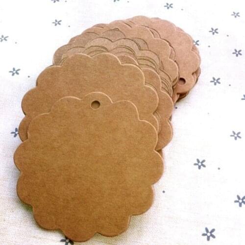 100Pcs 6x6cm DIY Making Round Lace Shaped Kraft Paper Labels Trunk Food Price Marks Tags for Wedding Decoration Card 3 Colors