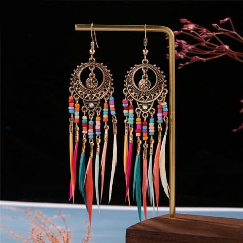 2019 New Feather Tassel Bohemian Vintage Color Drop Earrings for Women Gothic Accessories Fashion Jewelry