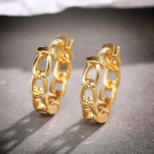 Huitan Chain Hoop Earrings for Women Metallic Style Silver Color/Gold Color Link Twist Geometric Earrings Simple Fashion Jewelry
