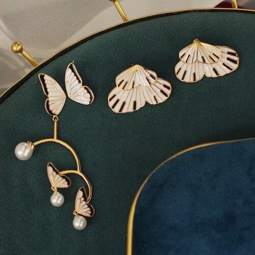 Fashion White Black Piano Key Dangle Earring Clip Tassel Earring S925 Ear Pin AB Pearl Earrings for Women Party Wedding