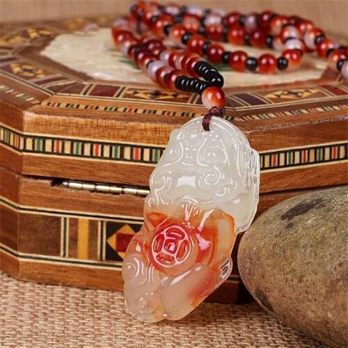 Pixiu Pendant Necklace Symbol of Wealth and Good Luck Pendant Necklace Chinese Feng Shui Belief Crystal Jade Pendant Necklace